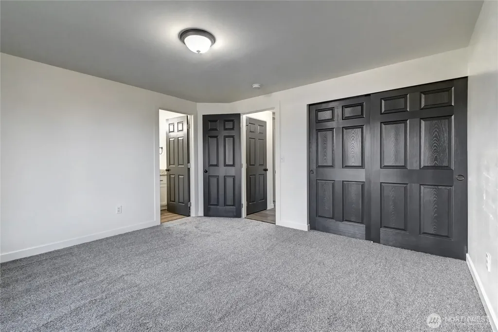 8823 18th Avenue E Tacoma WA 98445