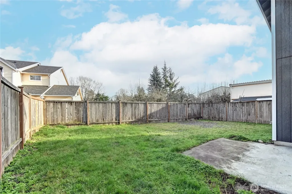 8823 18th Avenue E Tacoma WA 98445