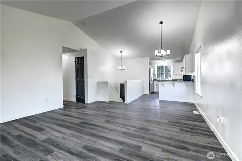 8823 18th Avenue E Tacoma WA 98445