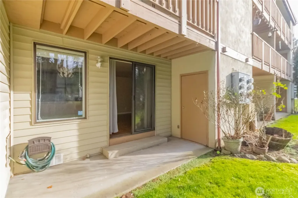 17425 119th Lane SE Renton WA 98058
