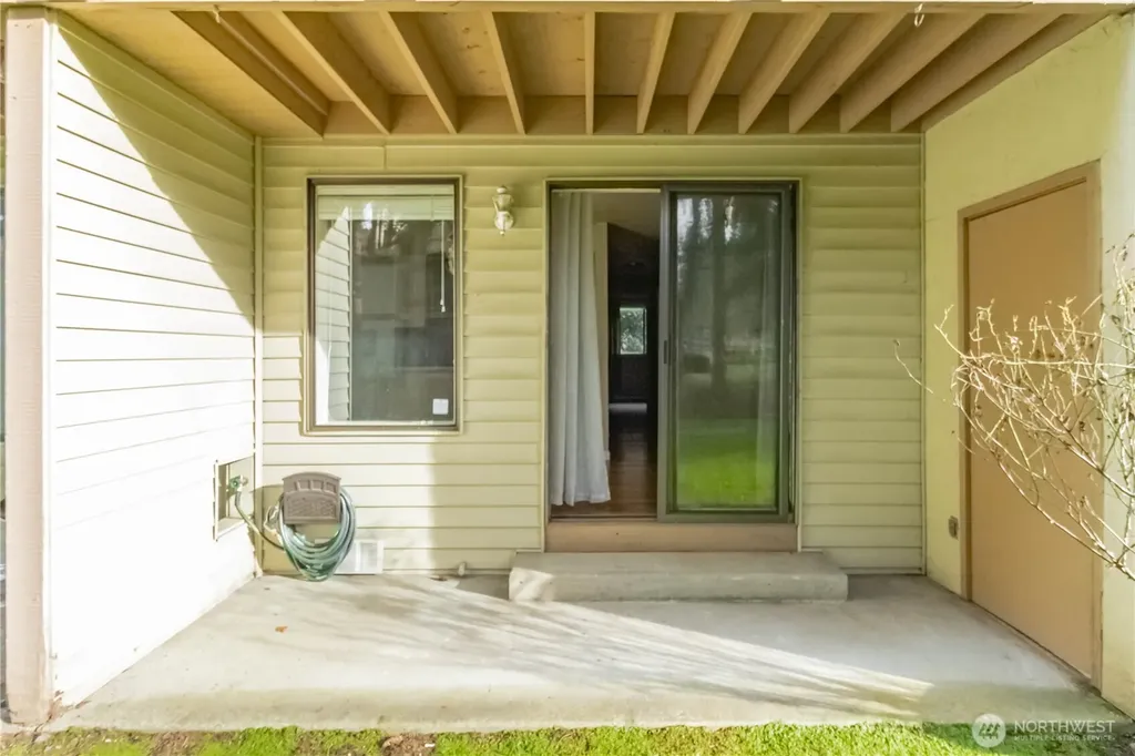 17425 119th Lane SE Renton WA 98058