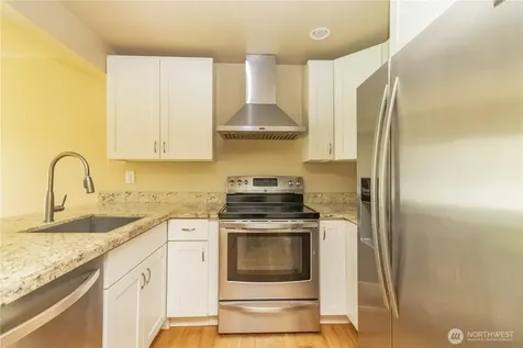 17425 119th Lane SE Renton WA 98058