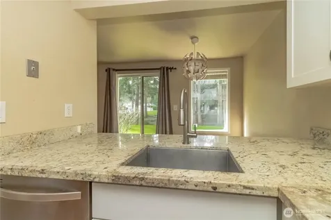 17425 119th Lane SE Renton WA 98058