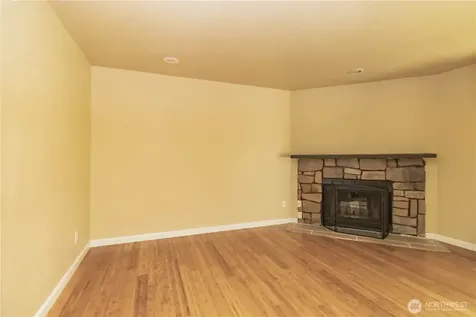 17425 119th Lane SE Renton WA 98058