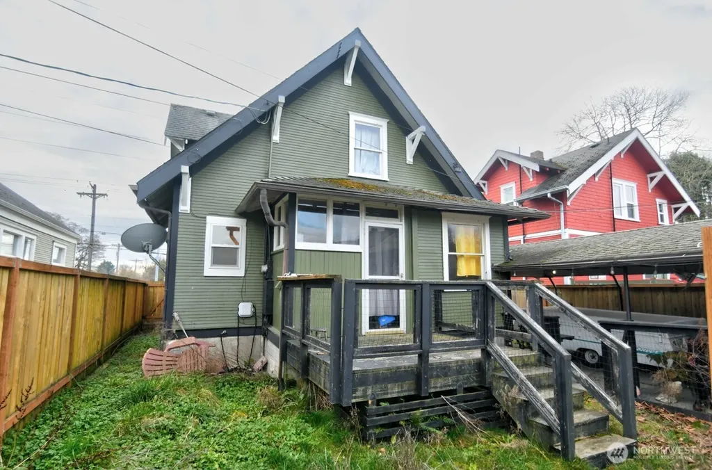 1017 S 48th Street Tacoma WA 98408