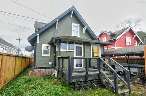 1017 S 48th Street Tacoma WA 98408