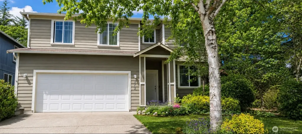 912 Gina Court SE Olympia WA 98513