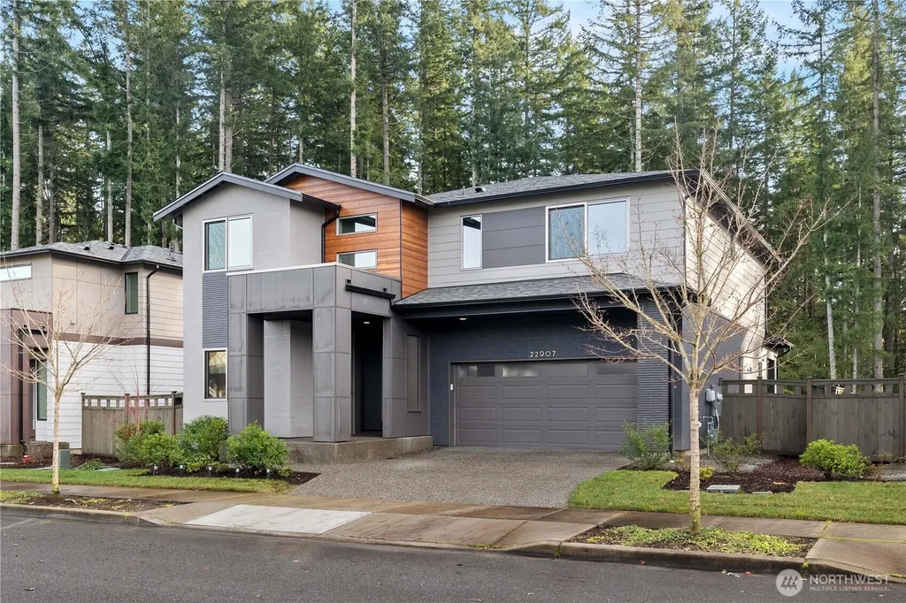22907 Sycamore Street Black Diamond WA 98010