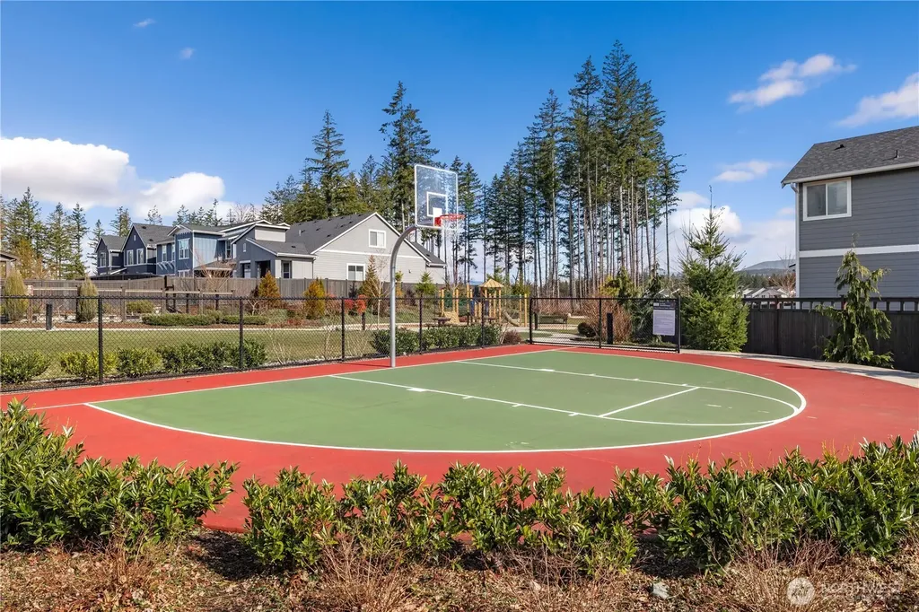 22907 Sycamore Street Black Diamond WA 98010