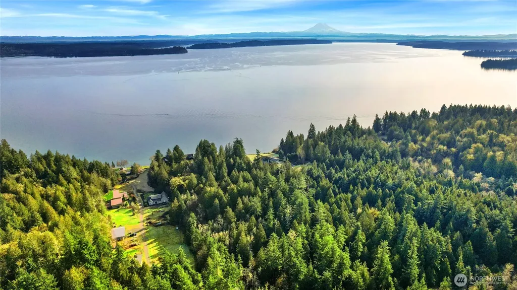 16518 34th Street Ct NW Lakebay WA 98349