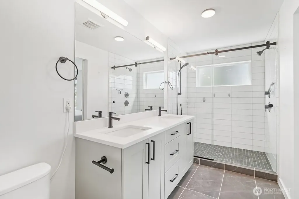 8020 17th Avenue NW Seattle WA 98117