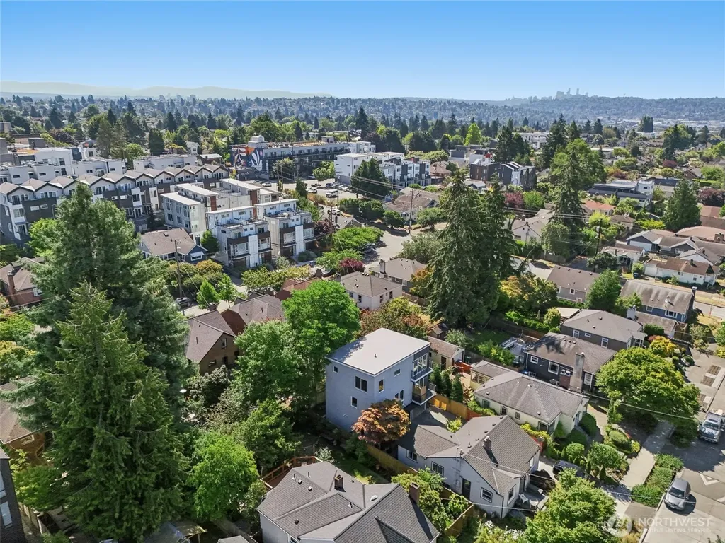 8020 17th Avenue NW Seattle WA 98117
