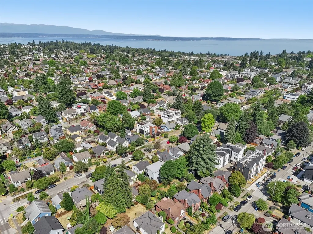 8020 17th Avenue NW Seattle WA 98117