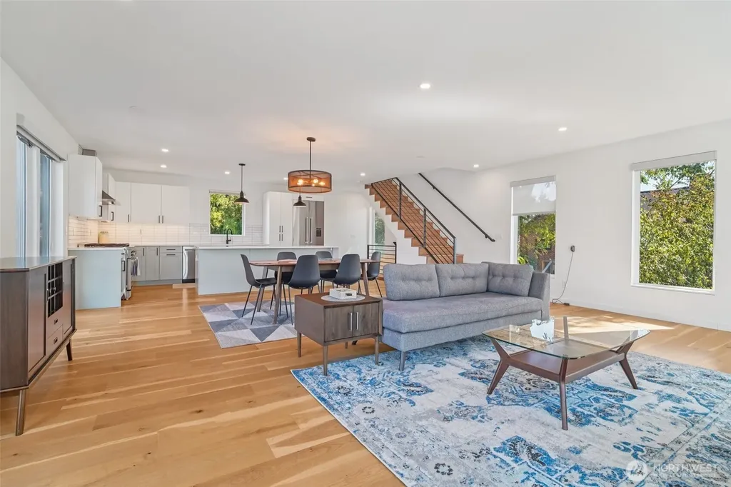 8020 17th Avenue NW Seattle WA 98117