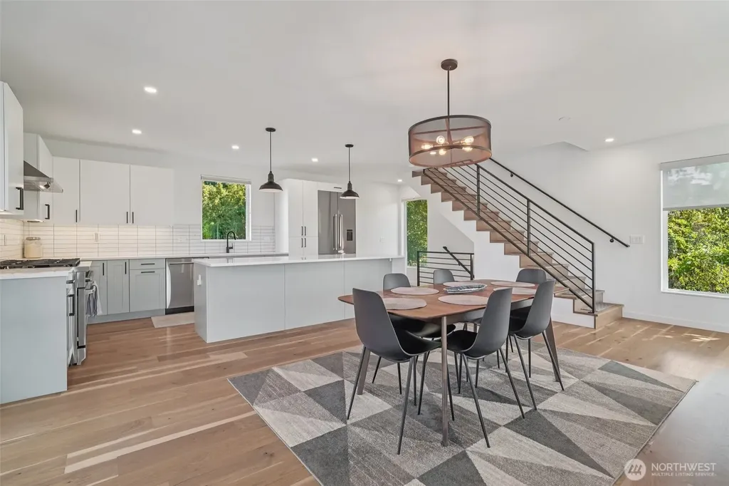 8020 17th Avenue NW Seattle WA 98117