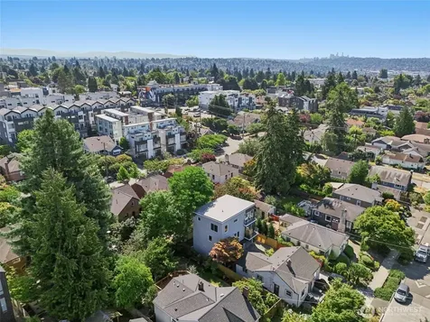 8020 17th Avenue NW Seattle WA 98117