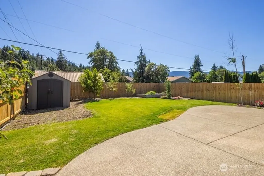 501 Cleveland Avenue South Cle Elum WA 98943