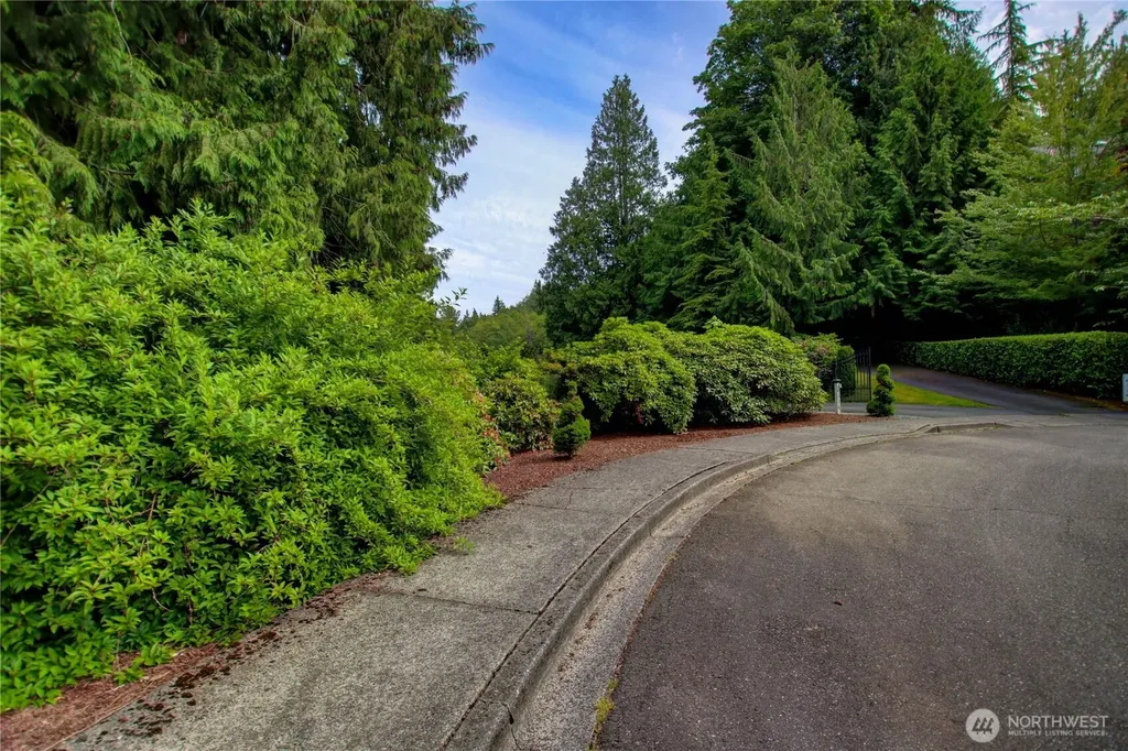 107 Pueblo Heights Mount Vernon WA 98273
