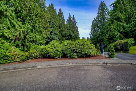 107 Pueblo Heights Mount Vernon WA 98273