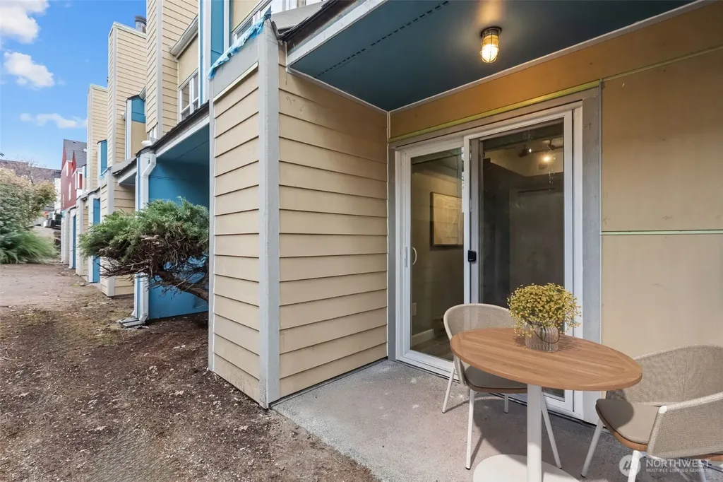 2001 E Yesler Way Seattle WA 98122