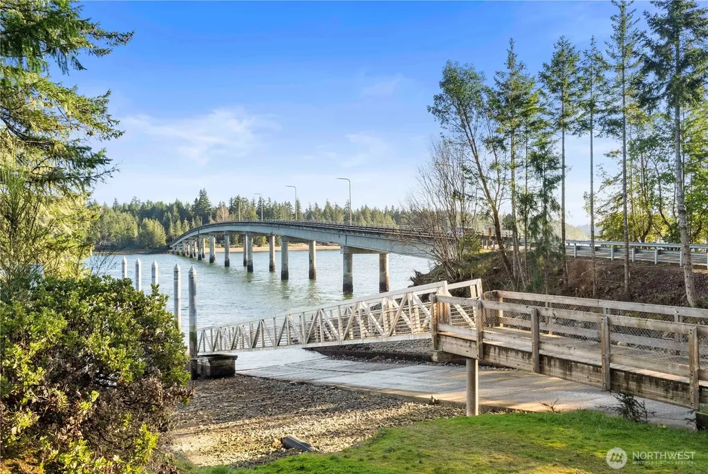 0 E Harstine Island Road S Shelton WA 98584