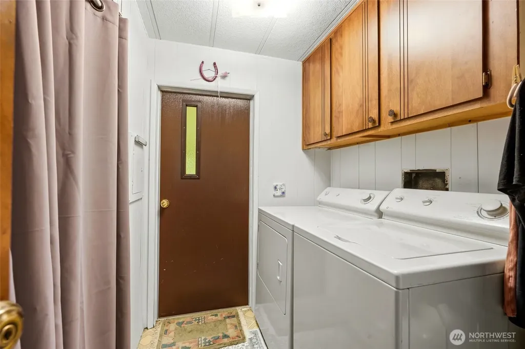 3611 I Street NE Auburn WA 98002