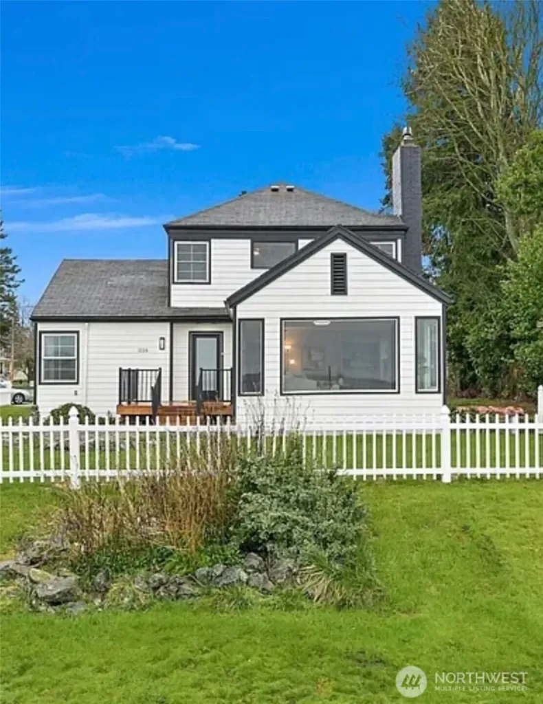 1116 Peace Portal Drive Blaine WA 98230