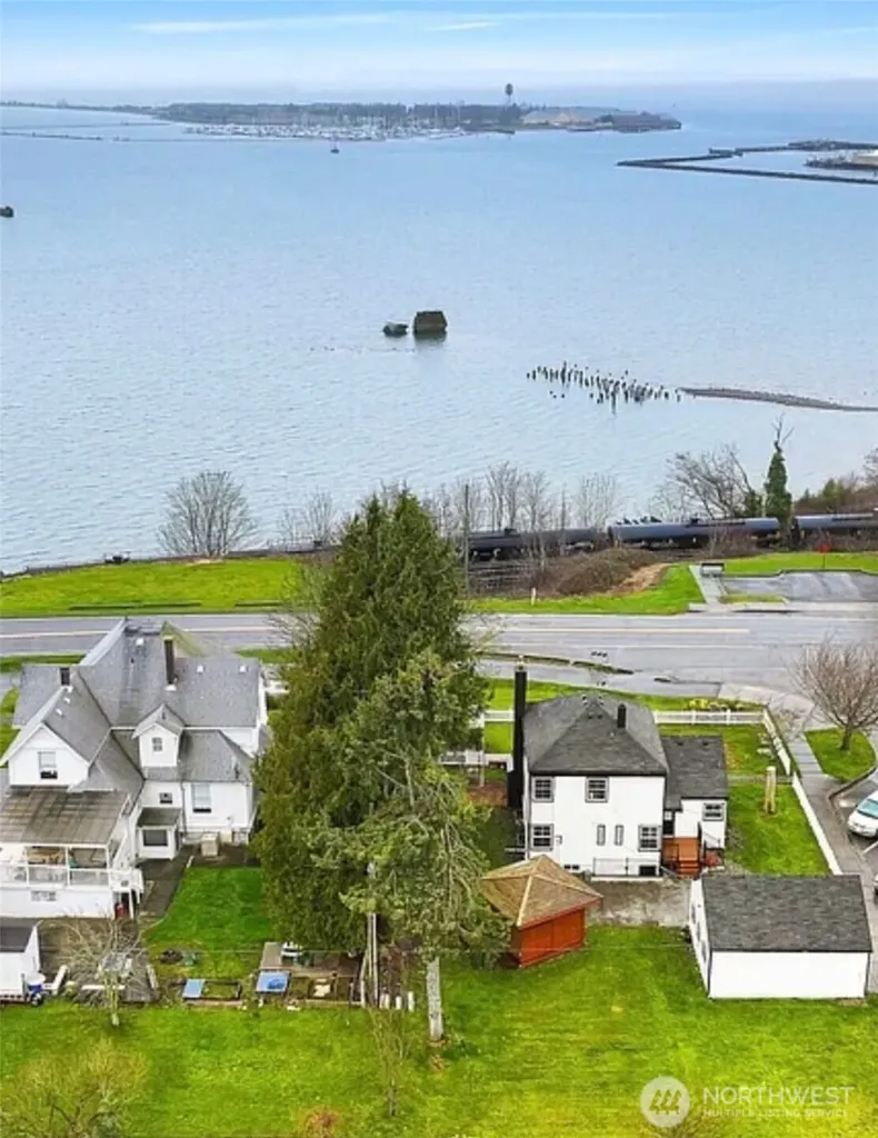 1116 Peace Portal Drive Blaine WA 98230