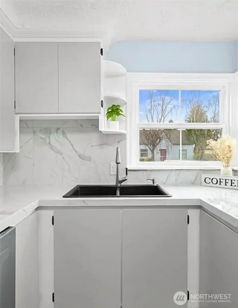 1116 Peace Portal Drive Blaine WA 98230