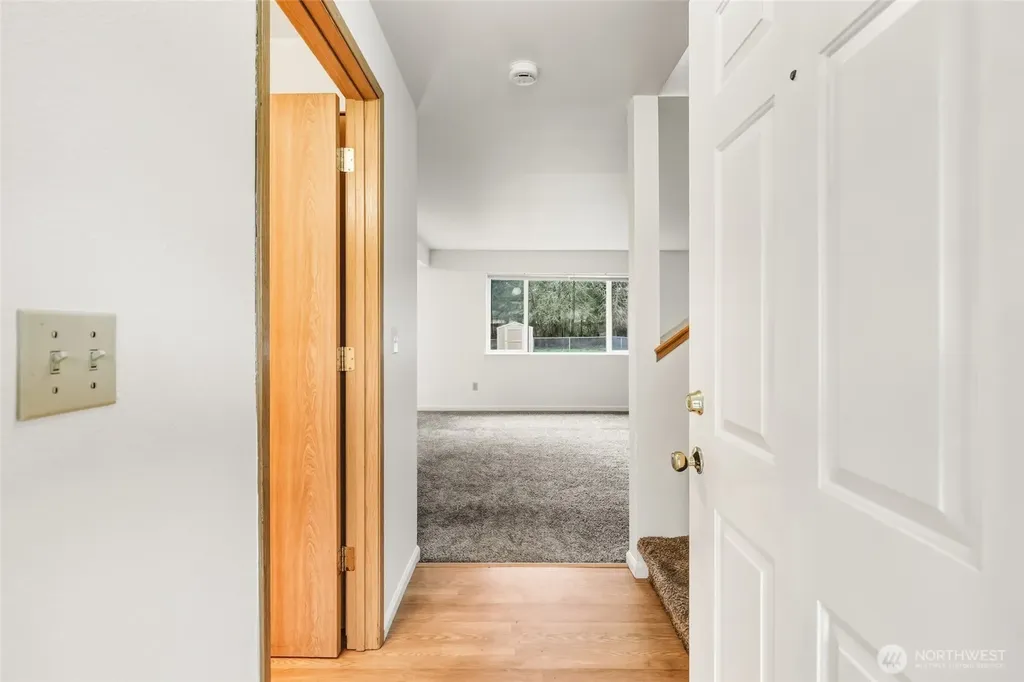 643 School Street SE Lacey WA 98503