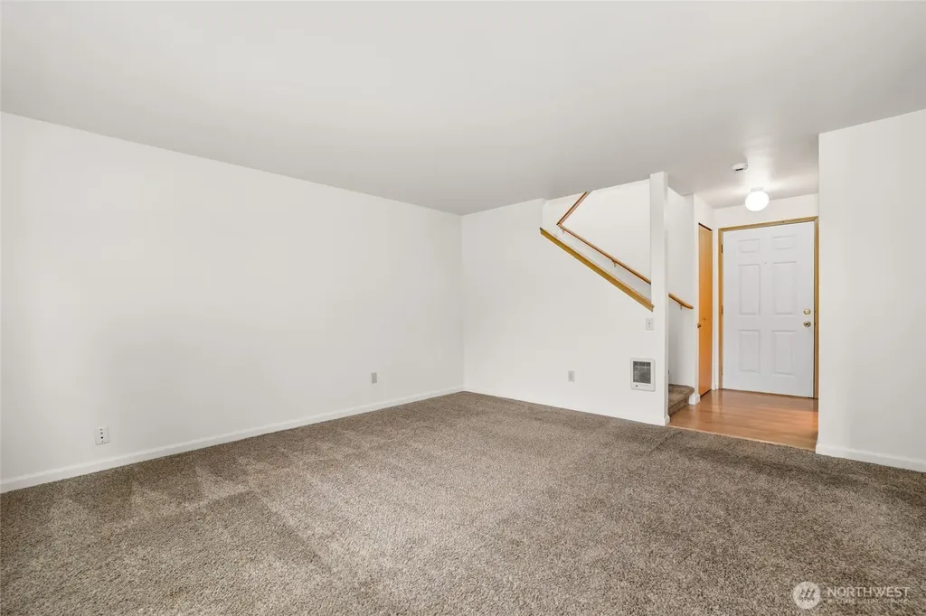 643 School Street SE Lacey WA 98503