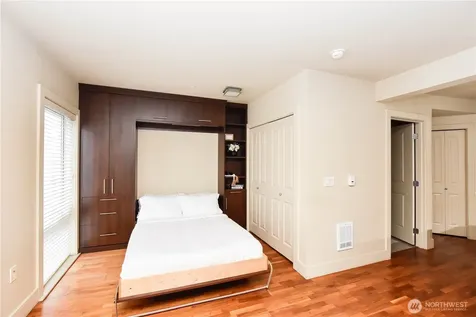 159 Denny Way Seattle WA 98109