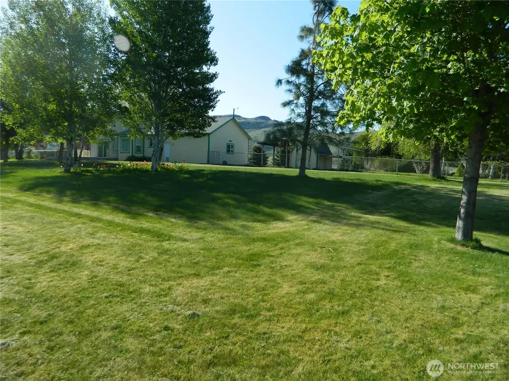 23 Valley View Drive Tonasket WA 98855
