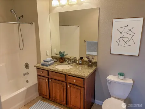 225 Logan Avenue S Renton WA 98057