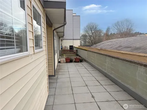 225 Logan Avenue S Renton WA 98057