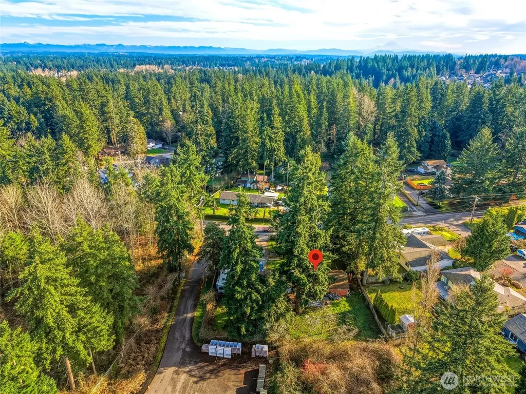 219 Meadow Pl SW Everett WA 98208