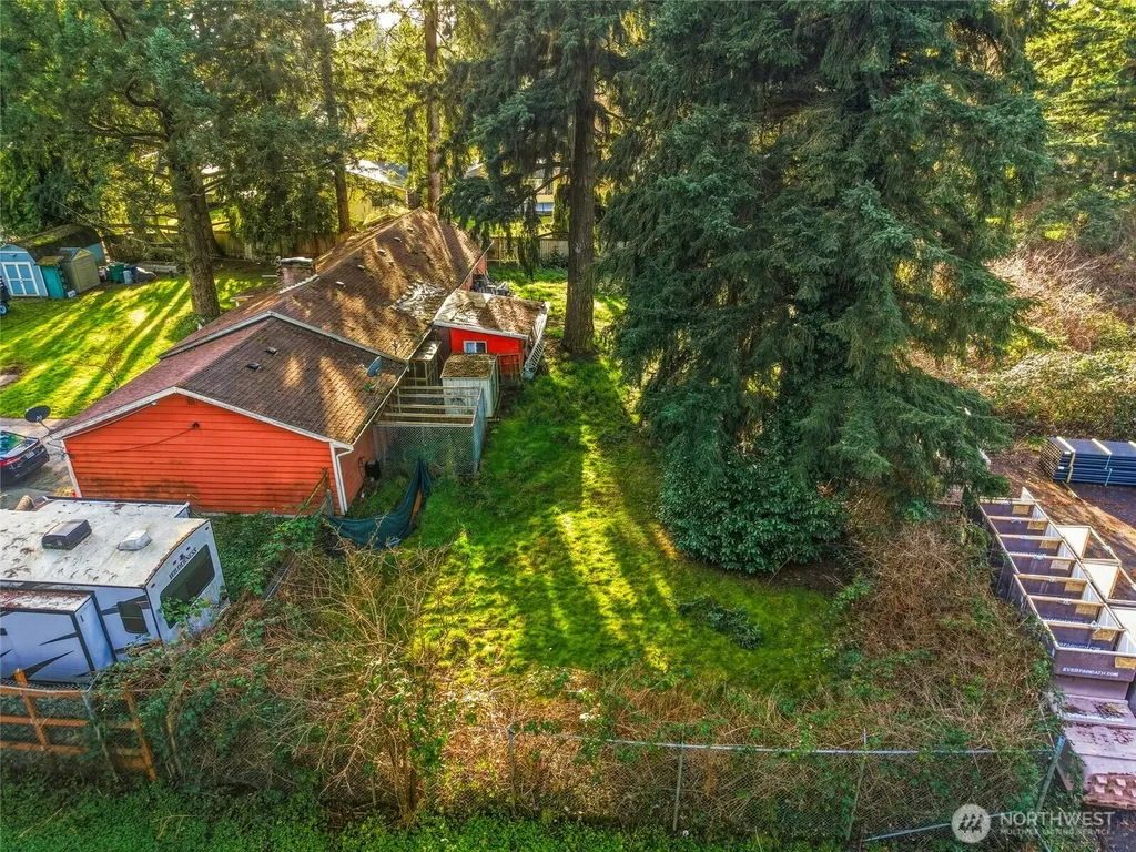 219 Meadow Pl SW Everett WA 98208