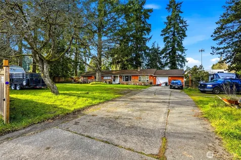219 Meadow Pl SW Everett WA 98208