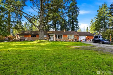 219 Meadow Pl SW Everett WA 98208