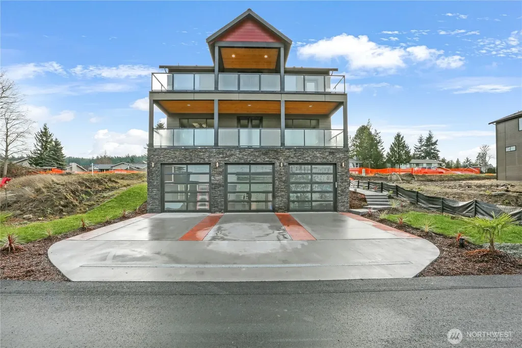 3706 W 3rd Street Anacortes WA 98221