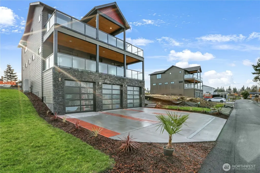 3706 W 3rd Street Anacortes WA 98221