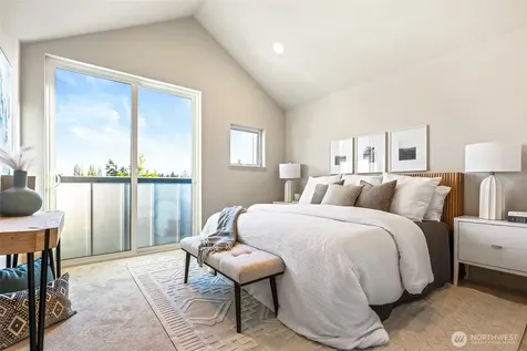 9748 Holman Road NW Seattle WA 98117