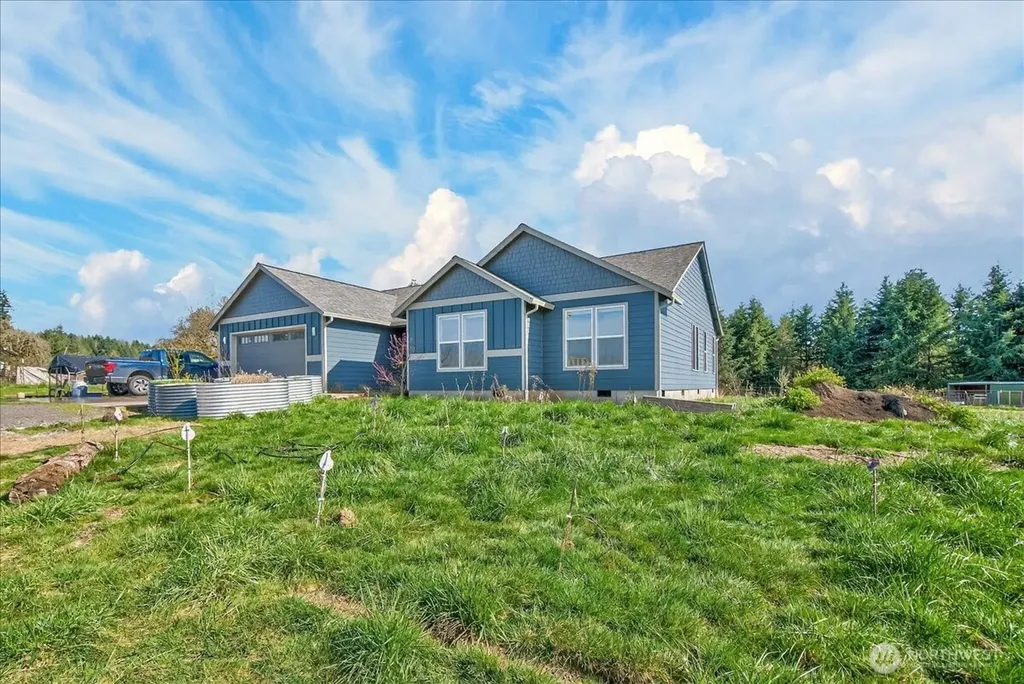 1023 Spirit Lake Highway Castle Rock WA 98611