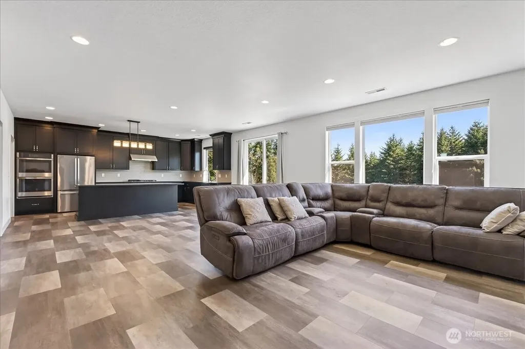 1023 Spirit Lake Highway Castle Rock WA 98611