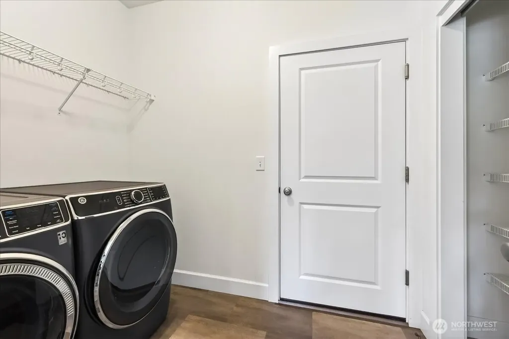 1023 Spirit Lake Highway Castle Rock WA 98611