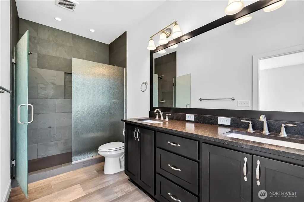 1023 Spirit Lake Highway Castle Rock WA 98611