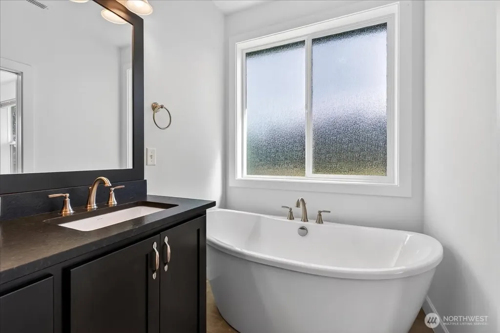 1023 Spirit Lake Highway Castle Rock WA 98611