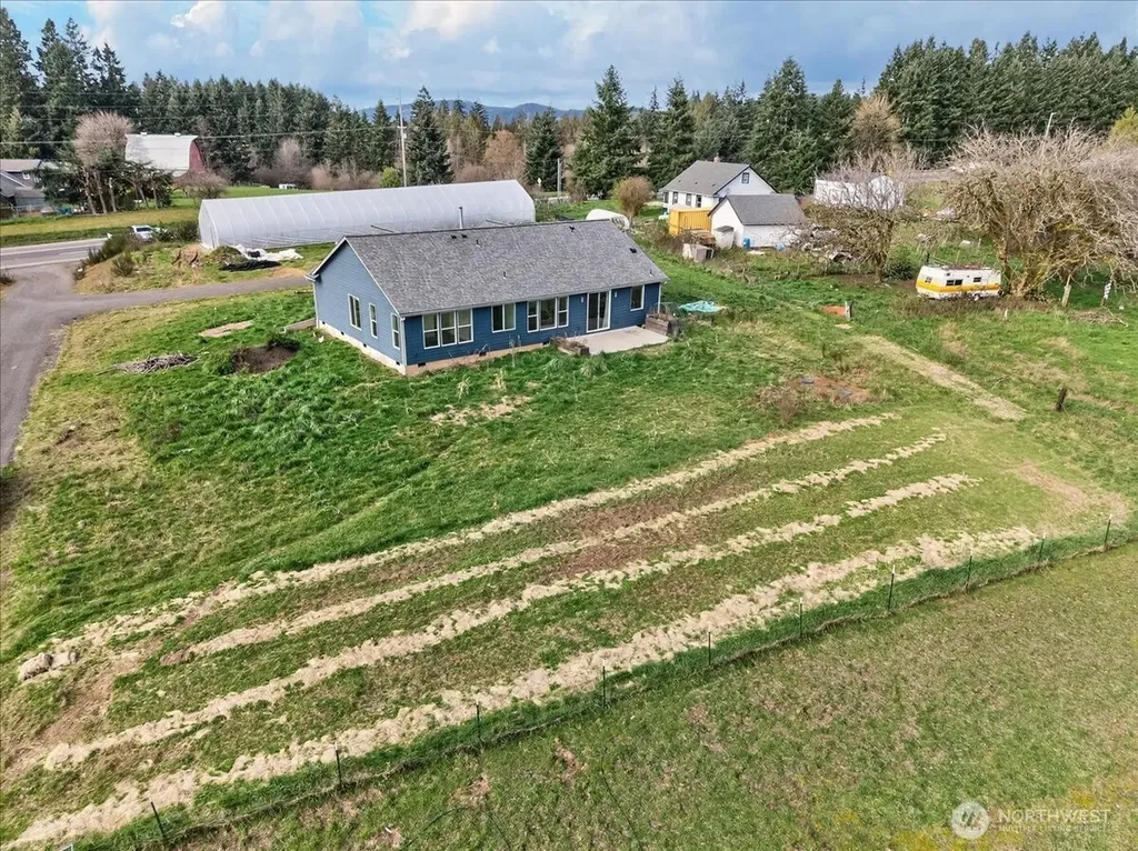 1023 Spirit Lake Highway Castle Rock WA 98611