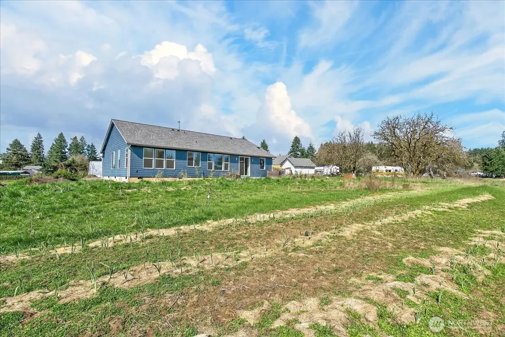 1023 Spirit Lake Highway Castle Rock WA 98611