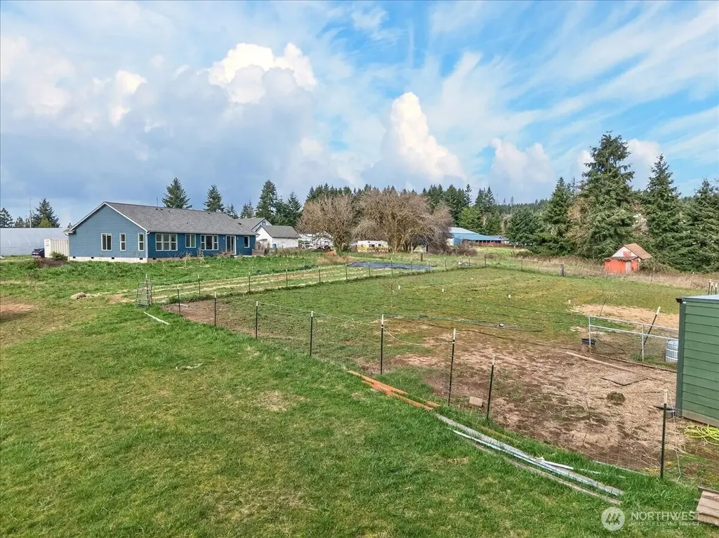 1023 Spirit Lake Highway Castle Rock WA 98611